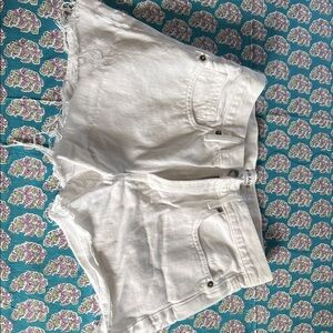 Frame Denim White Le Brigette Short.